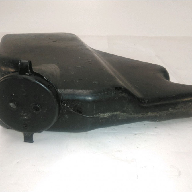 Reservoir lave-glace avant occasion  Peugeot 205 II (20A/C) 1.7 diesel (1987-1998)   643135  3
