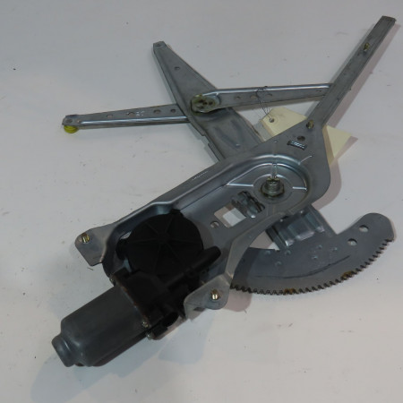 Mecanisme + moteur lève-glace avant droit occasion  Renault KANGOO Express (FC0/1_) 1.5 dci (fc07, fc1r) (2001) 4 portes   8200188551 