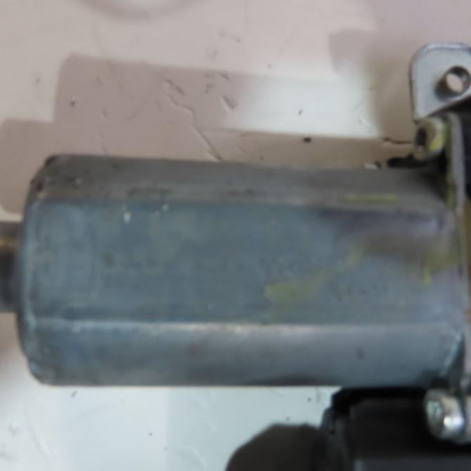 Mecanisme+moteur leve-glace avg occasion  Opel ASTRA H Break (A04) 1.7 cdti (l35) (2004-2010)   93178695  2