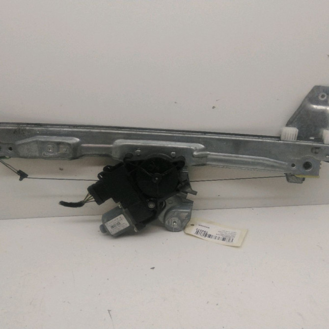 Mecanisme+moteur leve-glace avg occasion  Peugeot 308 SW I (4E_, 4H_) 1.6 hdi (2009-2014)   9221CW  1