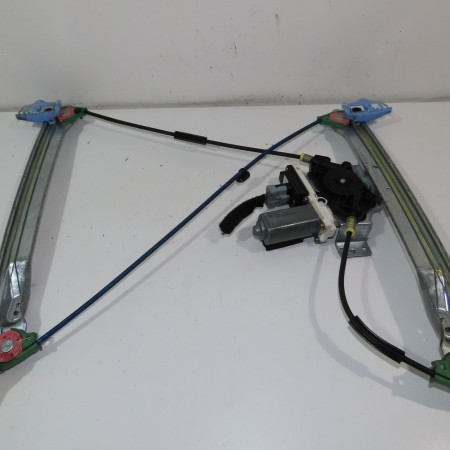 Mecanisme + moteur lève-glace avant droit occasion  Citroën C2 (JM_) 1.1 (2003-2012) 3 portes   9222X2 