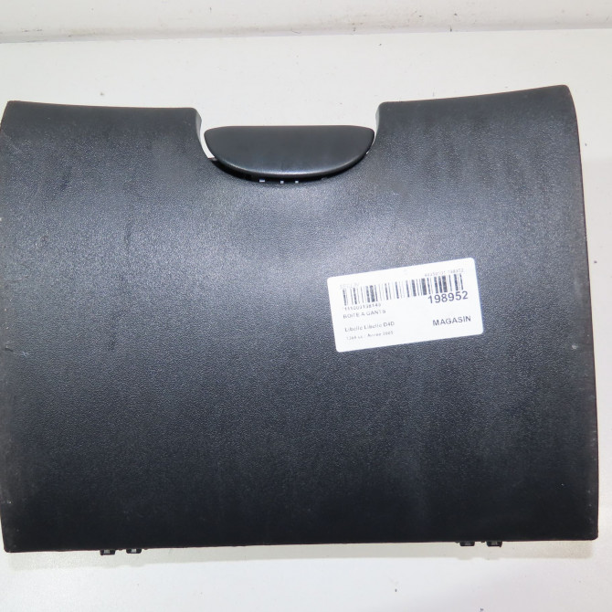 Boite à gants occasion  Toyota YARIS (_P1_) 1.4 d-4d (nlp10_) (2001-2005)   555500D010B2  1