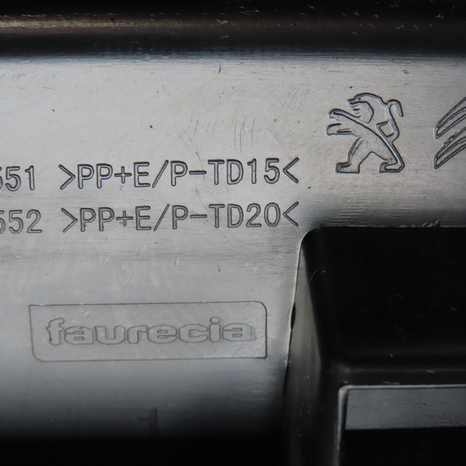 Boite à gants occasion  Citroën C1 II (PA_, PS_) 1.0 vti 72 (2018) 5 portes   B0007574ZD  4