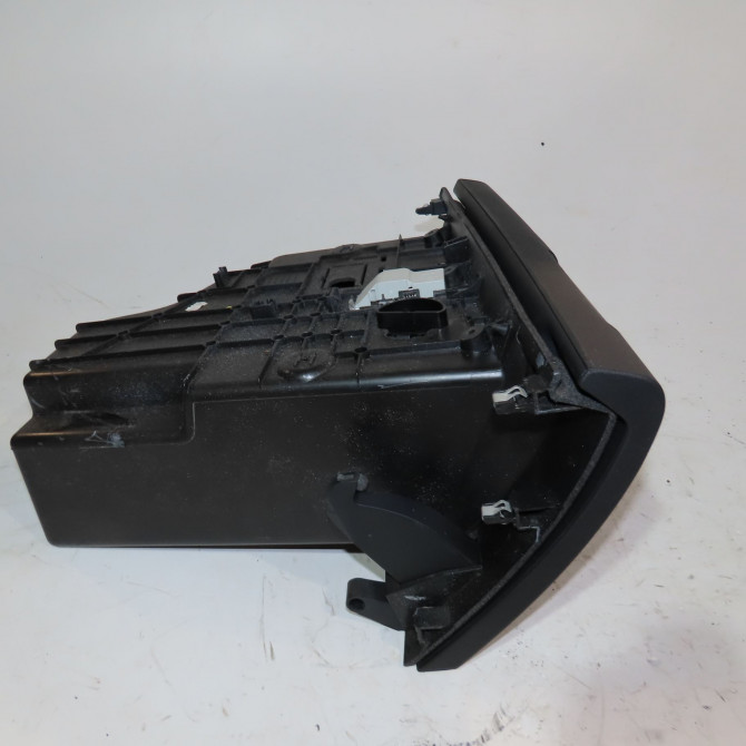 Boite à gants occasion  Citroën C5 III (RD_) 1.6 hdi 110 (2008)   8226PK  3