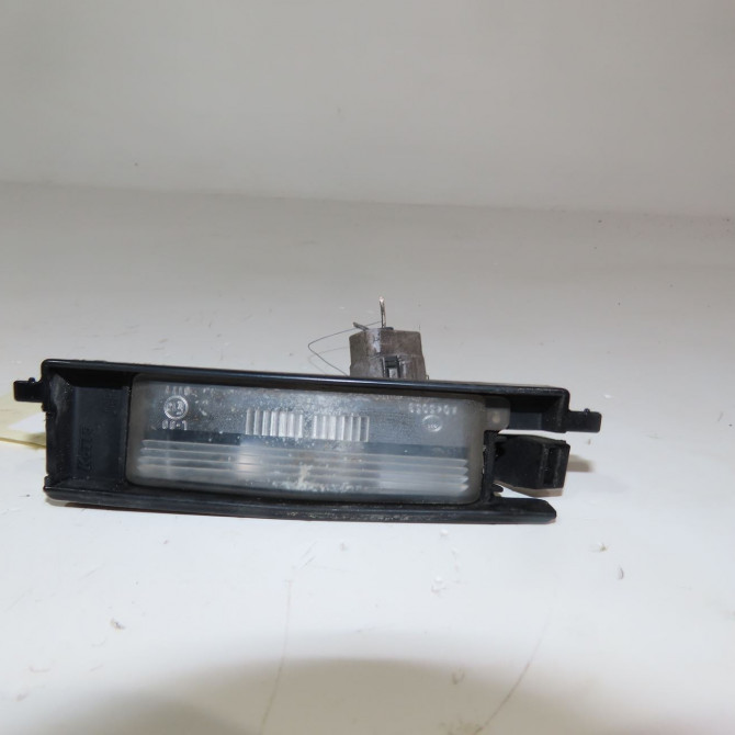 Eclaireur plaque de police g occasion  Toyota IQ (_J1_) 1.0 (kgj10_) (2009-2015)   8127052020  1
