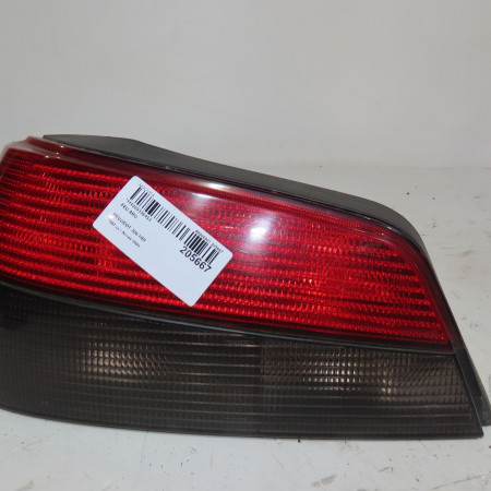 Feu arrière gauche occasion  Peugeot 306 3/5 portes (7A, 7C, N3, N5) 2.0 hdi 90 (1999-2002)   6350H7 