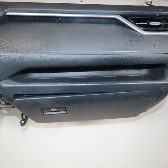 Planche de bord occasion  Toyota RAV 4 V (_A5_, _H5_) 2.5 hybrid awd (axah54) (2018)   5540142010C9  3