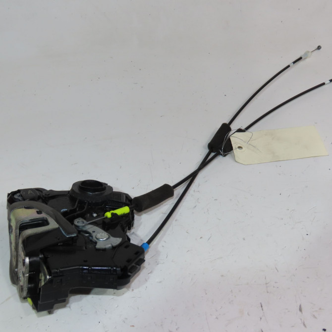 Serrure porte avg occasion  Toyota LAND CRUISER PRADO (_J15_) 3.0 d-4d (kdj155_, kdj150_) (2009) 5 portes   6904053100  1