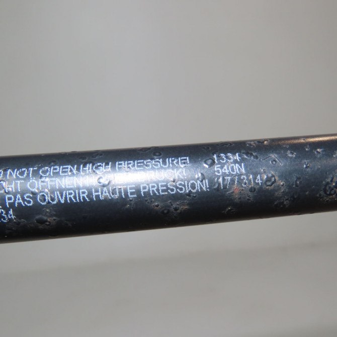 Verin gauche hayon occasion  Peugeot 206 SW (2E/K) 1.4 hdi (2002-2007) 5 portes   8731G5  2