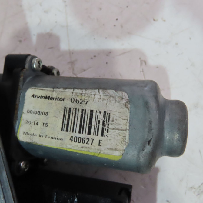 Mecanisme + moteur lève-glace avant droit occasion  Renault ESPACE IV (JK0/1_) 2.0 dci (jk01, jk02, jk1j, jk1k, jk1h) (2006)   8200424422  2