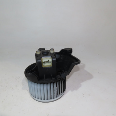 Moteur ventilateur chauffage occasion  Fiat PUNTO (199_) 1.3 d multijet (2012)   77364956 