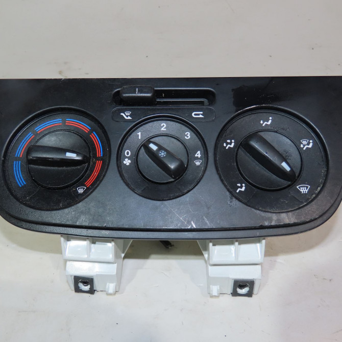 Commande de chauffage occasion  Fiat FIORINO Monospace (225_) 1.3 jtd multijet (225bxb1a, 225bxb11) (2007)   735462118  1