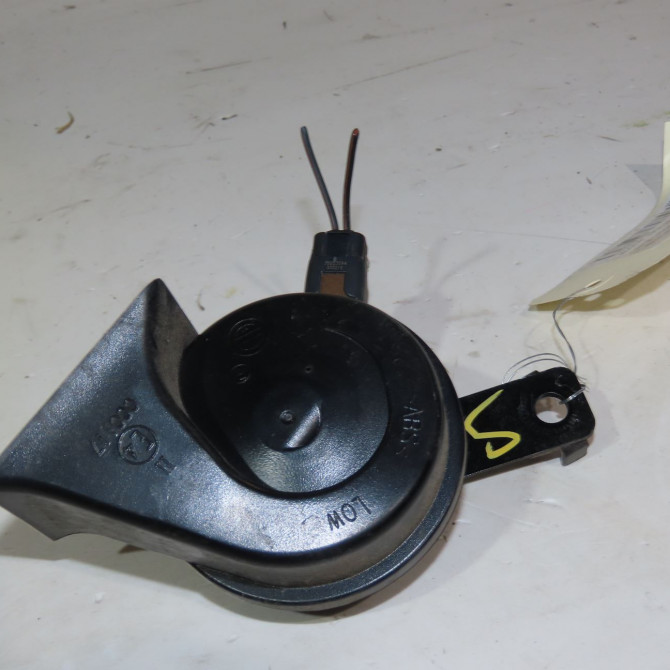 Klaxon  / avertisseur occasion  Dacia SANDERO III Liberty 125 i.e. (m73) (2012)   256100130R  1