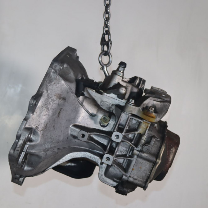 Boîte à vitesse mecanique occasion  Opel CORSA C (X01) 1.2 twinport (f08, f68) (2004-2009)   GM-KW  4