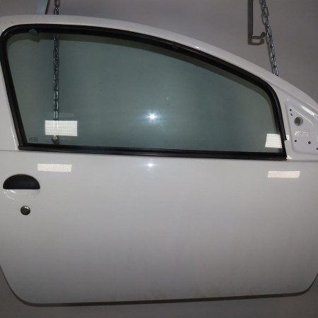 Porte avant droite occasion  Toyota AYGO (_B1_) 1.0 (kgb10_) (2005-2014) 5 portes   670010H020 