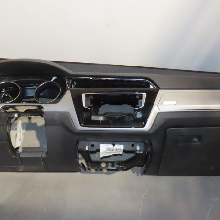 Planche de bord occasion  Volkswagen vw TOURAN (5T1) 1.6 tdi (2015-2016)   5TB857003GLKS 