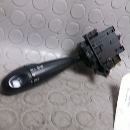 Commande eclairage occasion  Toyota YARIS VERSO (_P2_) 1.3 (ncp20_, ncp22_) (1999-2002)   8414052020 