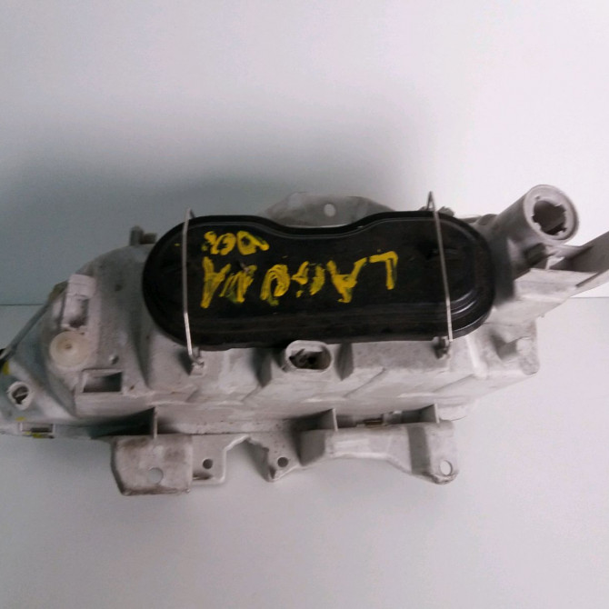 Phare droit occasion  Renault LAGUNA I (B56_, 556_) 1.8 (b56z) (1995-2001)   7701038264  2