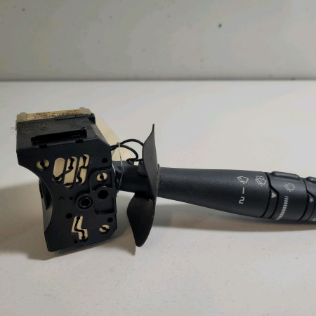 Commande essuie glace occasion  Renault SCÉNIC I Monospace (JA0/1_, FA0_) 1.9 dti (ja0n) (1999-2003)   7701047262 