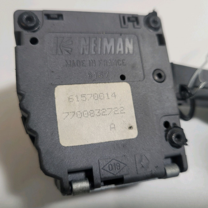 Commande essuie glace occasion  Renault TWINGO I (C06_) 1.2 (c063, c064) (1993-1996) 3 portes   7700832722  3