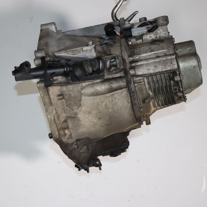 Boîte à vitesse mecanique occasion  Citroën C4 CACTUS 1.6 bluehdi 100 (2014)   20ET22  3