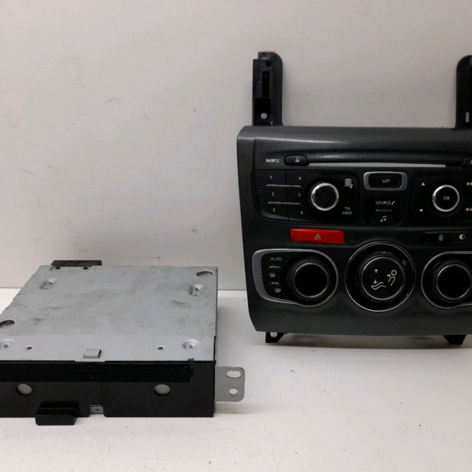 Autoradio occasion  Citroën C4 II (NC_) 1.6 hdi 110 (2009) 5 portes   9676838180  1
