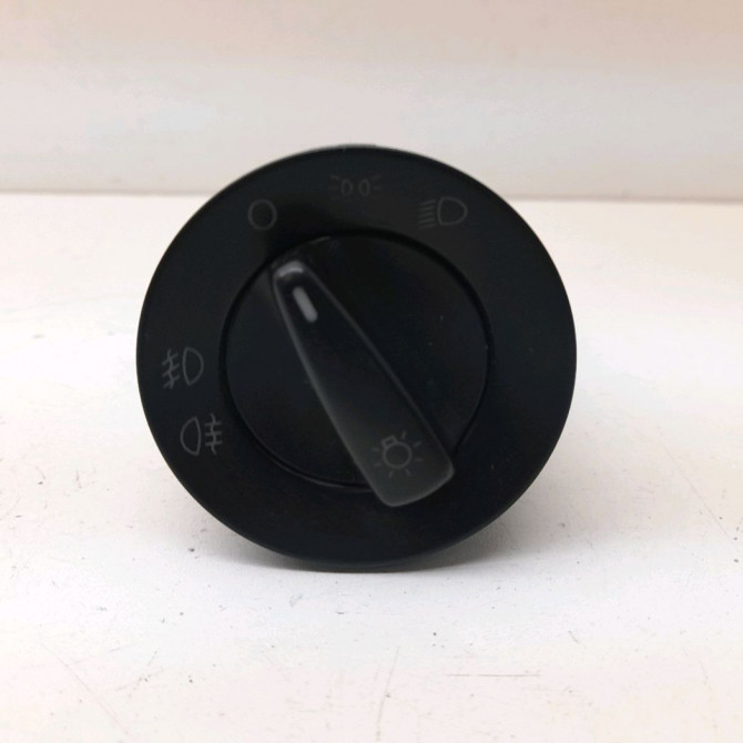 Interrupteur commande de phares occasion  Volkswagen vw PASSAT B5.5 (3B3) 1.9 tdi (2000-2005)   8L0953513S 01C  1