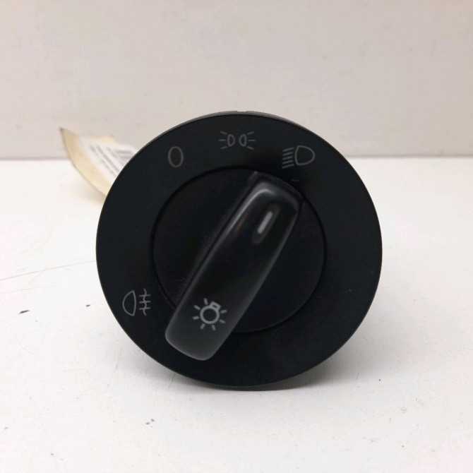 Interrupteur commande de phares occasion  Volkswagen vw GOLF VI (5K1) 1.4 (2008-2012) 5 portes   5K0953513N9B9  1