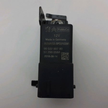 Boitier de préchauffage occasion  Peugeot 308 II (LB_, LP_, LW_, LH_, L3_) 2.0 gt bluehdi 180 (2014-2021)   9803299780 