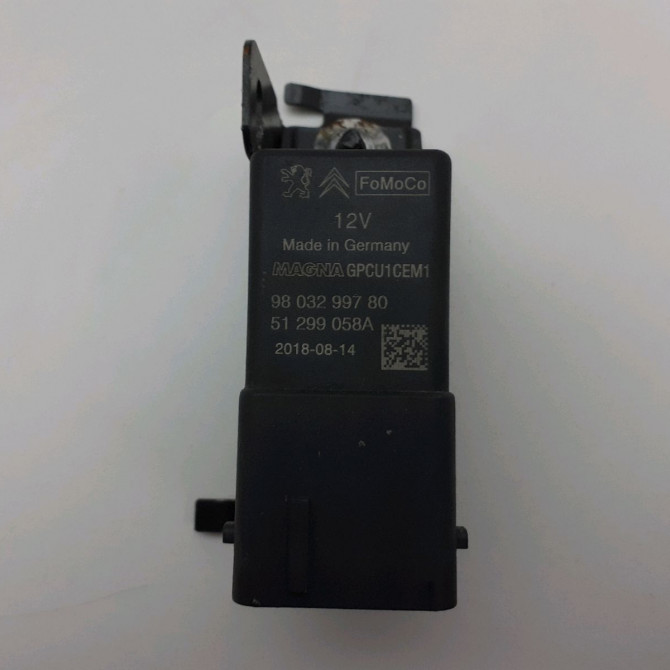 Boitier de préchauffage occasion  Peugeot 308 II (LB_, LP_, LW_, LH_, L3_) 2.0 gt bluehdi 180 (2014-2021)   9803299780  1