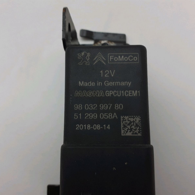 Boitier de préchauffage occasion  Peugeot 308 II (LB_, LP_, LW_, LH_, L3_) 2.0 gt bluehdi 180 (2014-2021)   9803299780  2