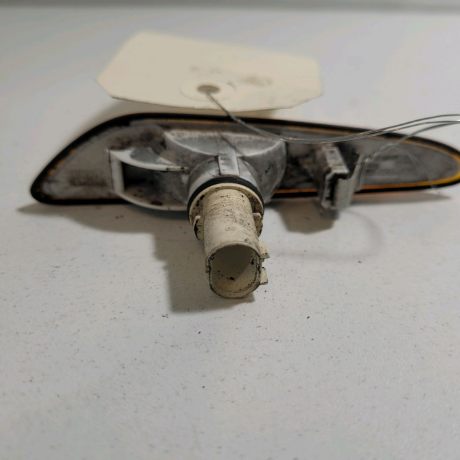 Répétiteur aile droite occasion  Bmw 3 (E46) 318 d (2001-2003)   63137165916  2