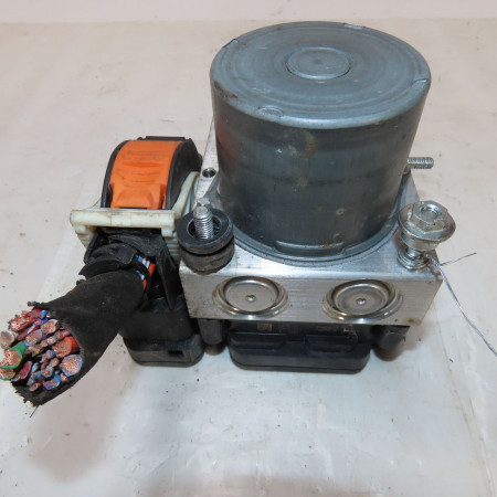 Unité hydraulique ABS occasion  Peugeot 308 II (LB_, LP_, LW_, LH_, L3_) 1.5 bluehdi 130 (2017-2021)   9825549780 