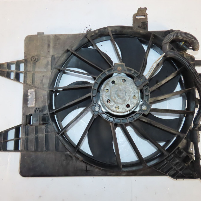 Moteur ventilateur radiateur occasion  Renault KANGOO Express (FW0/1_) 1.5 dci 105 (fw0f) (2008)   8200427466  3