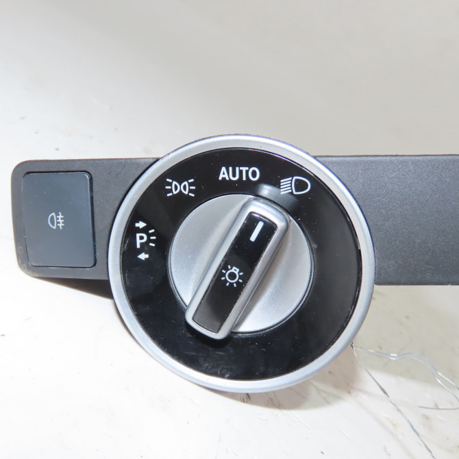 Interrupteur commande de phares occasion  Mercedes-benz CLASSE B Sports Tourer (W246, W242) B 180 cdi (246.200) (2011-2014)   2129050551  1