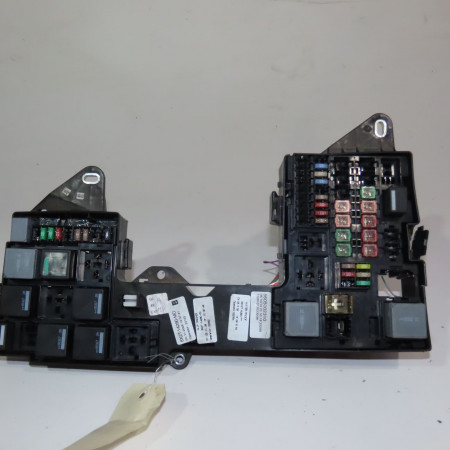 Boite a fusibles occasion  Jaguar XF I (X250) 2.7 d (2008-2015)   8X2T14290MD 