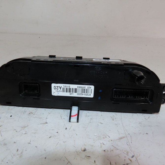 Commande de chauffage occasion  Kia CEE'D (JD) 1.6 crdi 128 (2012-2018)   97250A2200  3