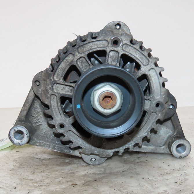 Alternateur occasion  Chevrolet AVEO 3/5 portes (T300) 1.2 (2011)   13500580  1