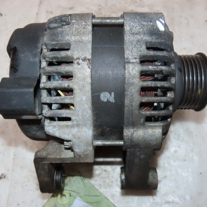 Alternateur occasion  Chevrolet AVEO 3/5 portes (T300) 1.2 (2011)   13500580  4