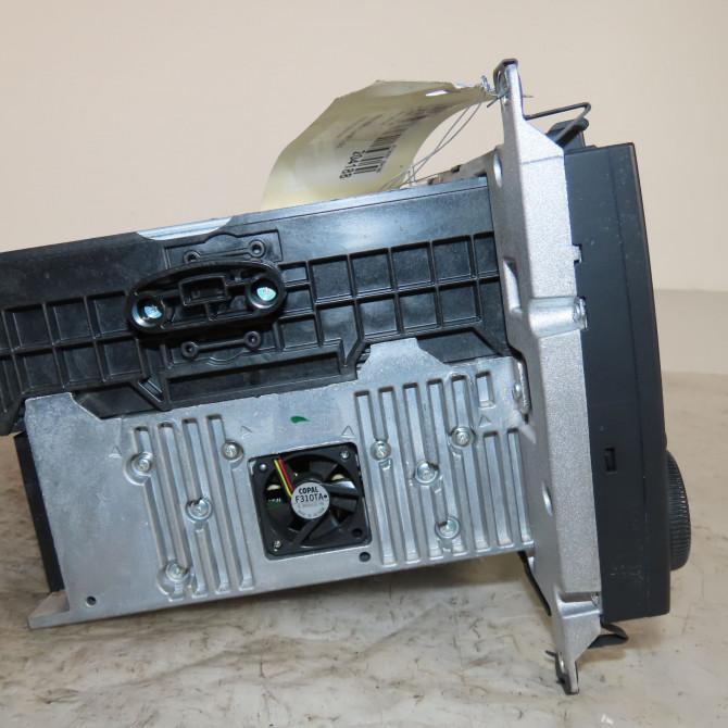 Autoradio occasion  Mercedes-benz CLASSE CLC (CL203) Clc 220 cdi (203.708) (2008-2011)   2038703094  4