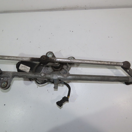 Moteur essuie-glace avant occasion  Opel VECTRA C GTS (Z02) 2.2 dti 16v (f68) (2002-2006)   93185526 