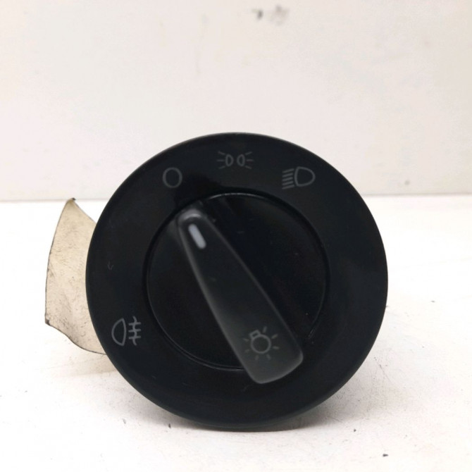 Interrupteur commande de phares occasion  Volkswagen vw GOLF IV (1J1) 1.9 tdi (1997-2004)   1C094153120H  1