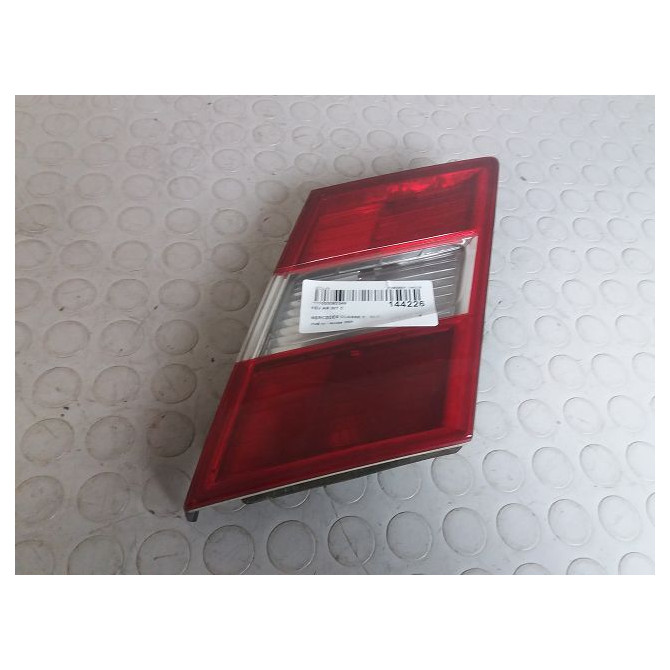 Feu arrière intérieur droit occasion  Mercedes-benz CLASSE CLC (CL203) Clc 200 cdi (203.707) (2008-2011)   2038205064  1