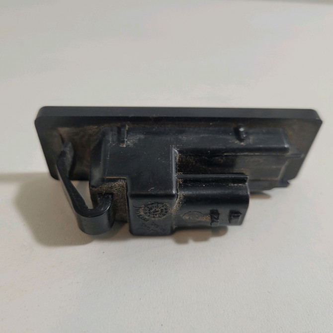 Eclaireur plaque de police g occasion  Renault ESPACE V (JR_) 1.6 dci 160 (2015)   265108990C  2