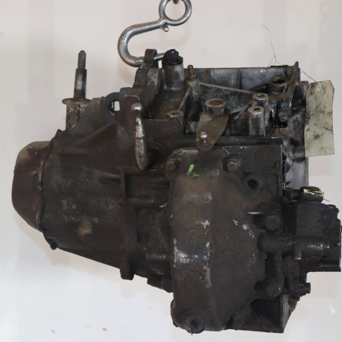 Boîte à vitesse mecanique occasion  Peugeot 205 II (20A/C) 1.7 diesel (1987-1998)   20CJ11  3