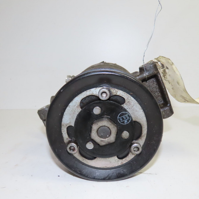Compresseur air conditionne occasion  Audi A3 (8V1, 8VK) 2.0 tdi (2012-2017)   5Q0820803  1