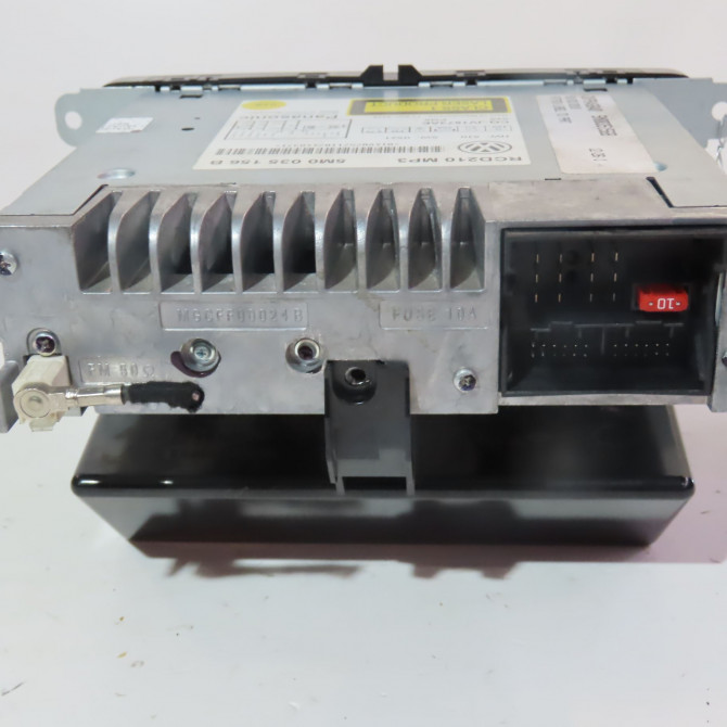 Autoradio occasion  Volkswagen vw POLO V (6R1, 6C1) 1.6 tdi (2009) 5 portes   5M0057156B  4