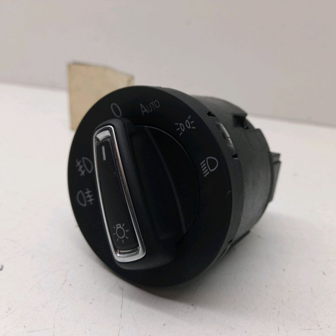 Interrupteur commande de phares occasion  Volkswagen vw GOLF VII (5G1, BQ1, BE1, BE2) 1.6 tdi (2012-2017)   5G0941431BDWZU  4