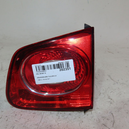 Feu arrière intérieur droit occasion  Volkswagen vw TIGUAN (5N_) 2.0 tdi (2008-2018) 5 portes   5N0945094B 