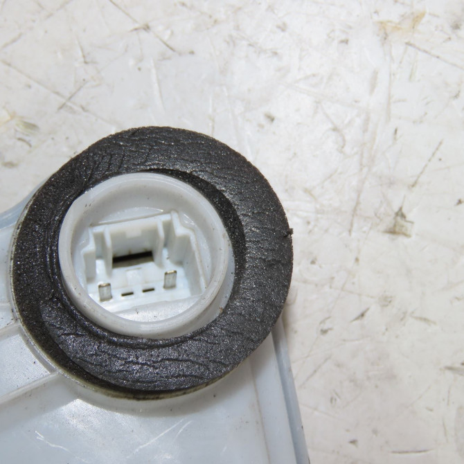 Serrure porte avd occasion  Citroën C1 II (PA_, PS_) 1.0 vti 68 (2014)   B000961880  2